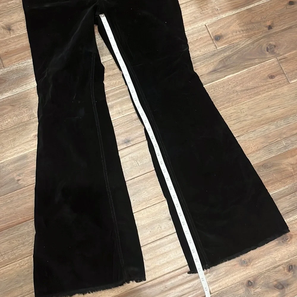 We The Free Black Flare Leg High Rise Raw Hem Corduroy Jeans Free People Size 29 - Picture 15 of 16